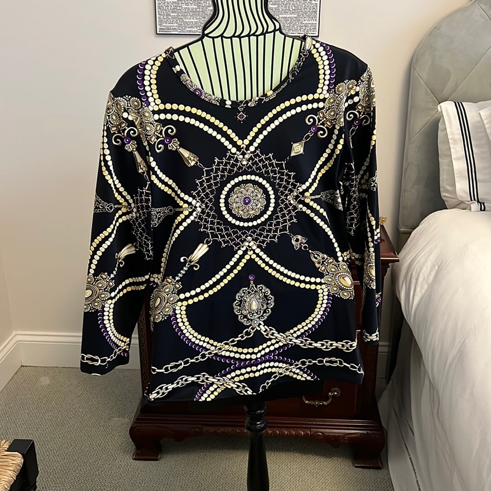 J McLaughlin top